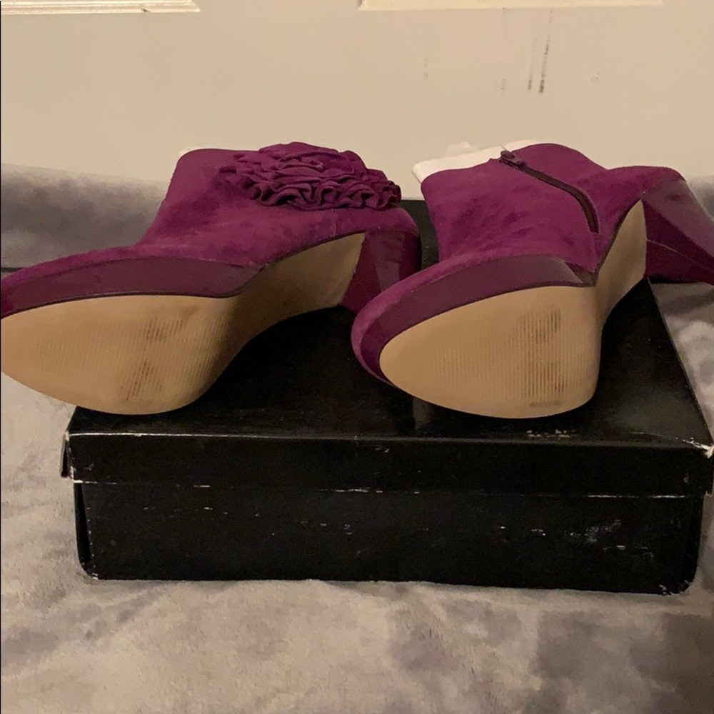 Boots - Picture 2 of 3
